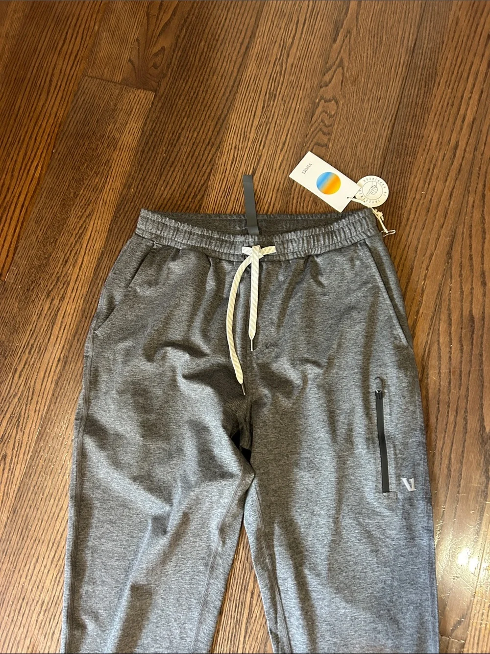 Vuori Charcoal Gray Knit Jogger Pants with Drawstring NWT Sunday Performance jog